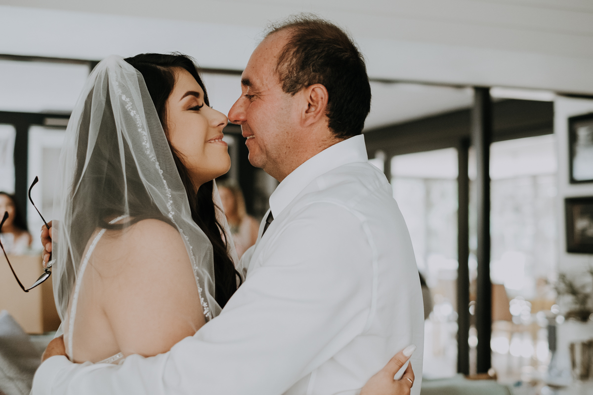 first look with dad | first look | romantic sarasota wedding photographer | romantic sarasota wedding | tampa wedding photographer | freehearted film co